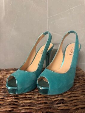 GUESS vintage Teal Suede Peep-Toe Slingback Heels